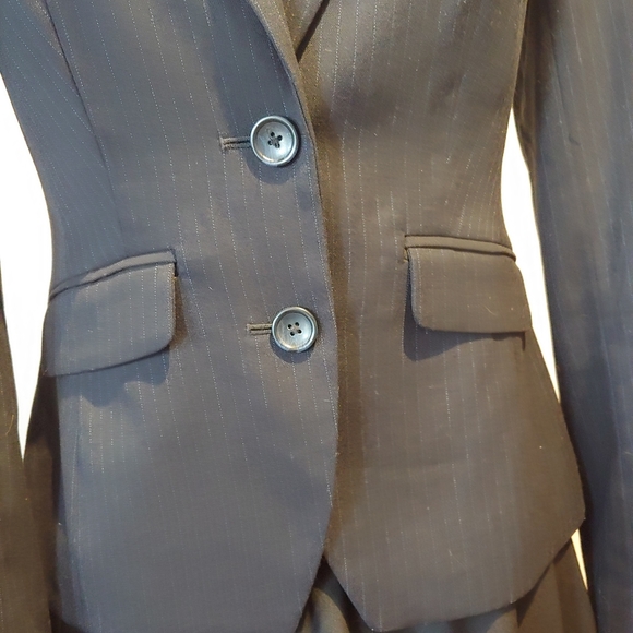Banana Republic Pinstripe Blazer/Suit Jacket - Picture 2 of 6